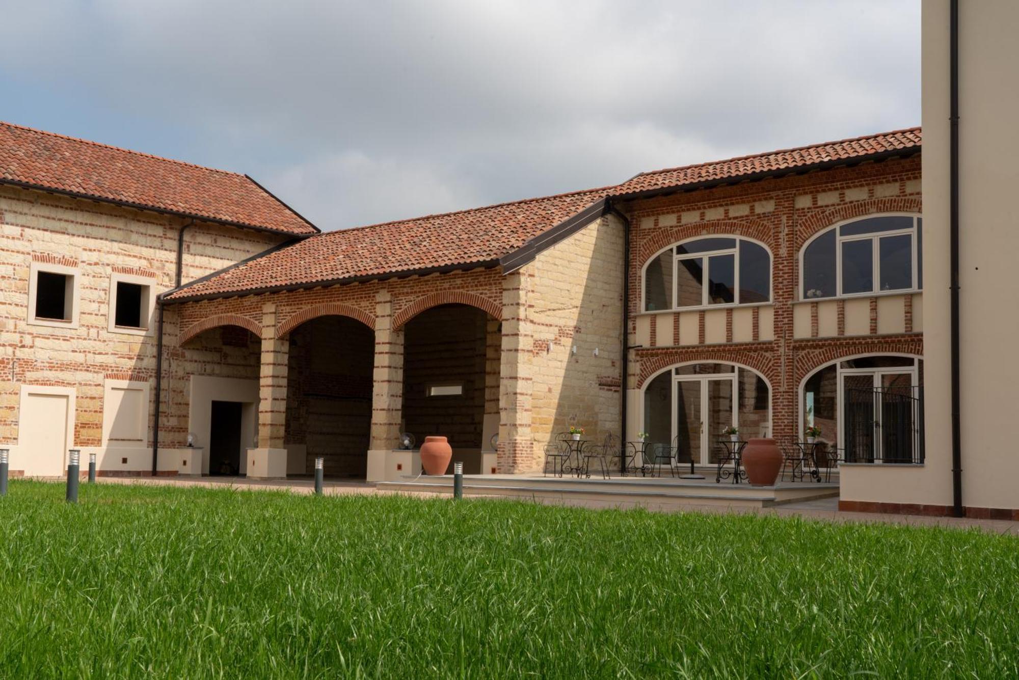 Bed and Breakfast Cascina Baronina à Terruggia Extérieur photo