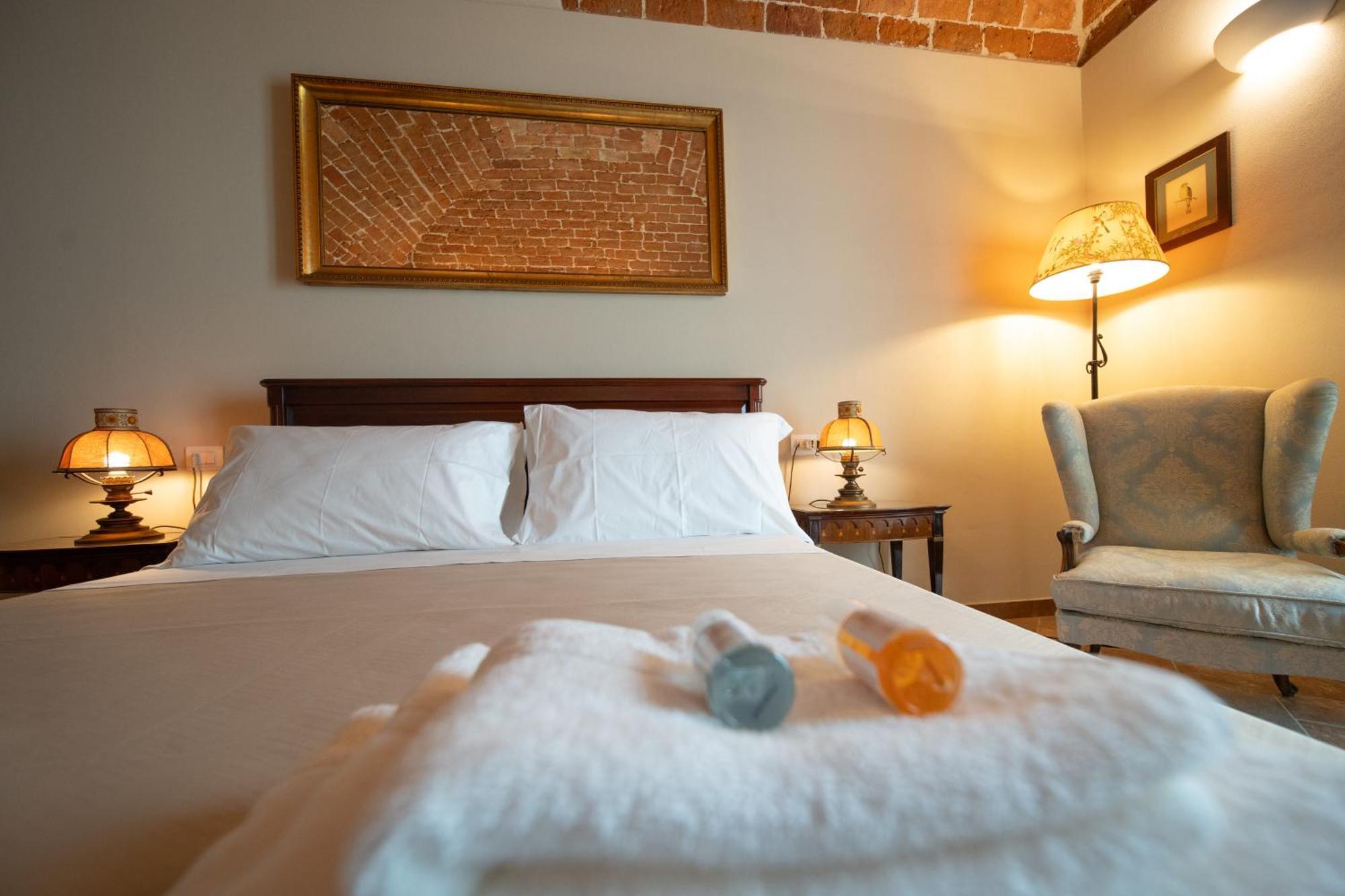 Bed and Breakfast Cascina Baronina à Terruggia Extérieur photo