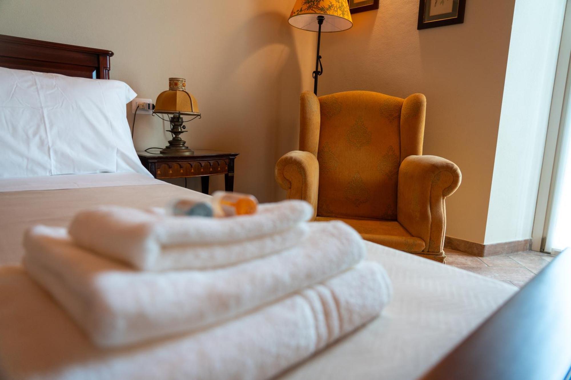 Bed and Breakfast Cascina Baronina à Terruggia Extérieur photo